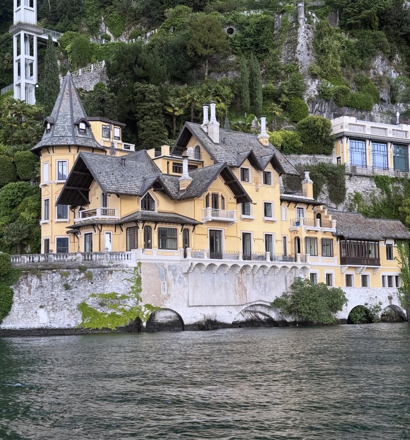 Estates from the lake